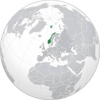 Norway and Svalbard archipelago highlighted in green on an orthographic globe projection centered over Northern Europe and Sc